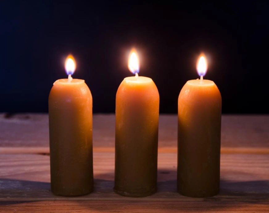 Beeswax Candles (3 Pack)