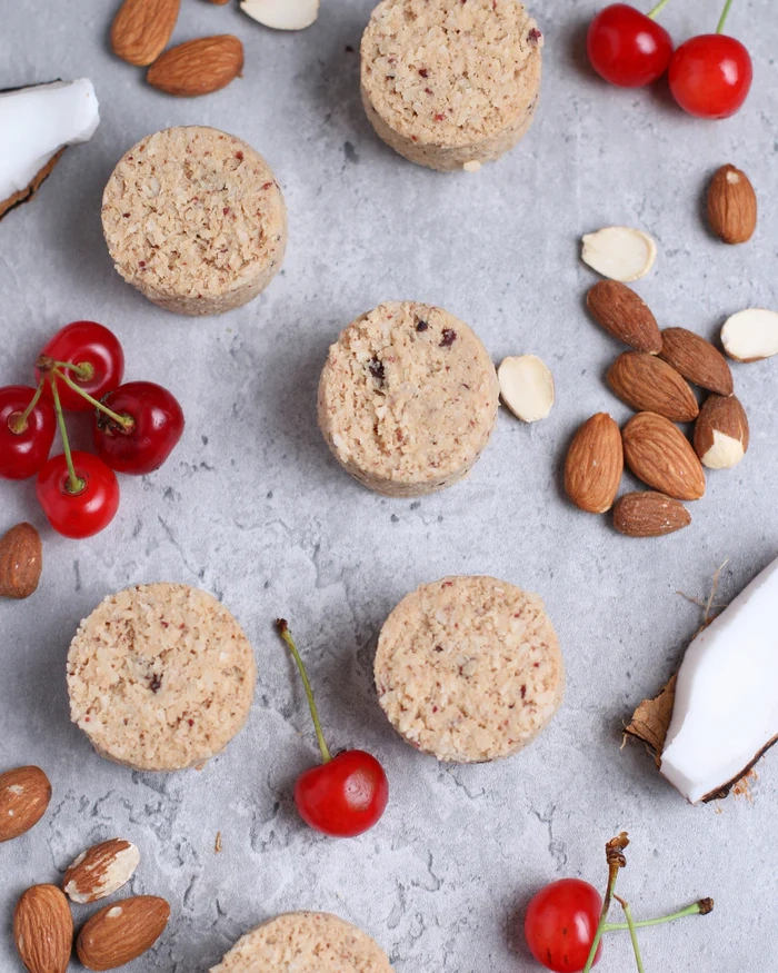Cherry Almond Packroon