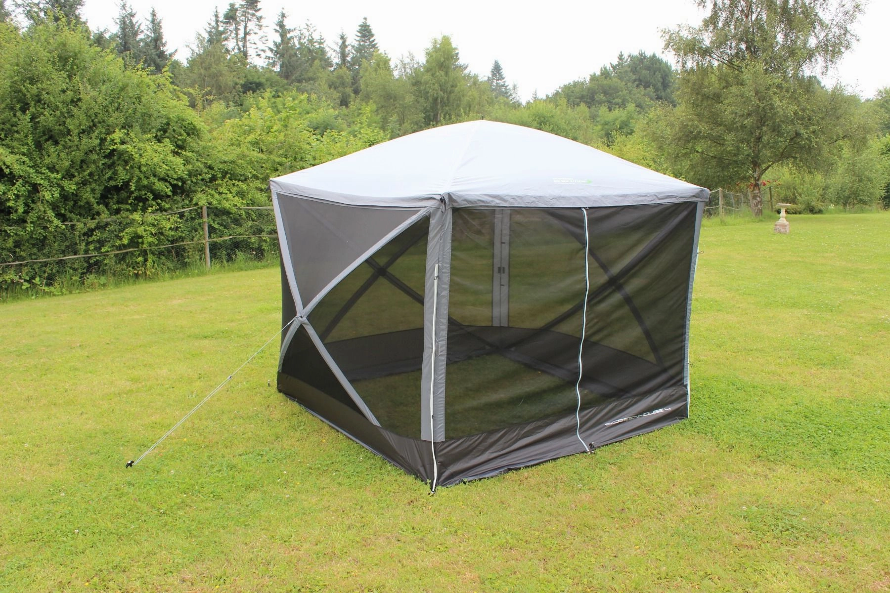 Outdoor Revolution Screenhouse 4